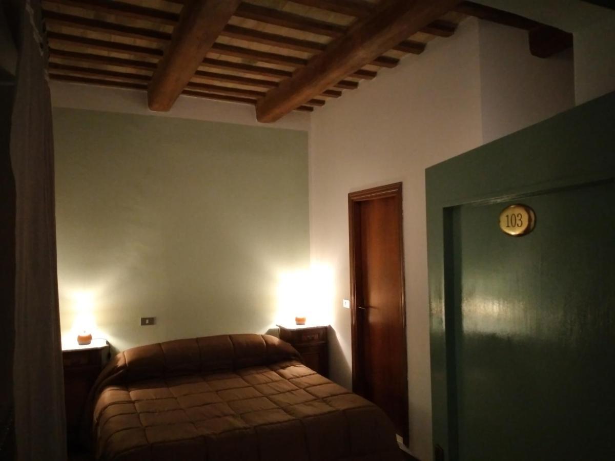 Hotel B&B Resort Fonte La Castellana Sarnano Exterior foto